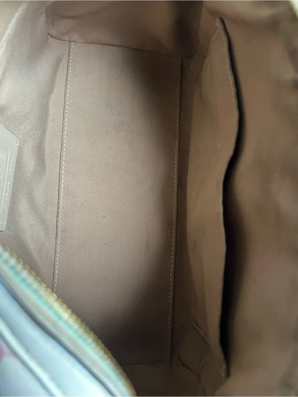 Coach Rowan Handbag - Picture 2 of 8